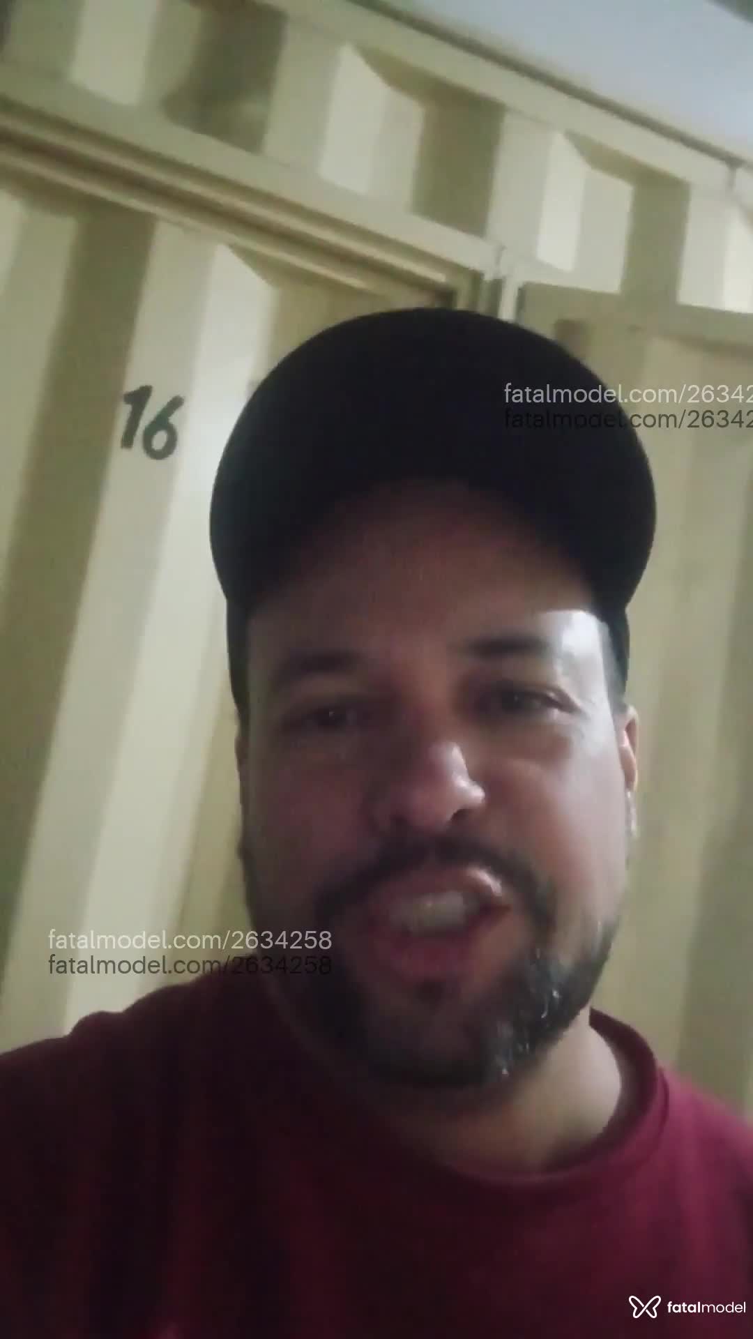 Acompanhante homem com cabelo castanho de olhos castanhos em Porto Alegre - Eduardo