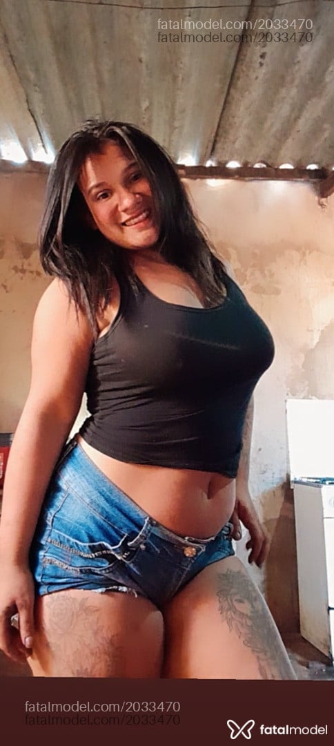 Acompanhante mulher morena (o) de olhos mel - Brenda Acompanhante mulher morena (o) de olhos mel - Brenda