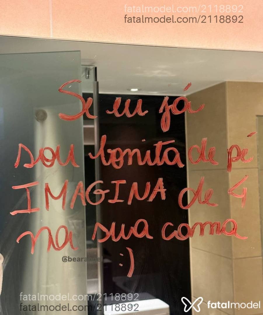 Acompanhante mulher ruiva (o) de olhos castanhos em Canarana - Bebel