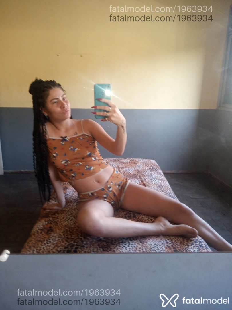 Acompanhante mulher morena (o) de olhos mel - Isabella Afrodite