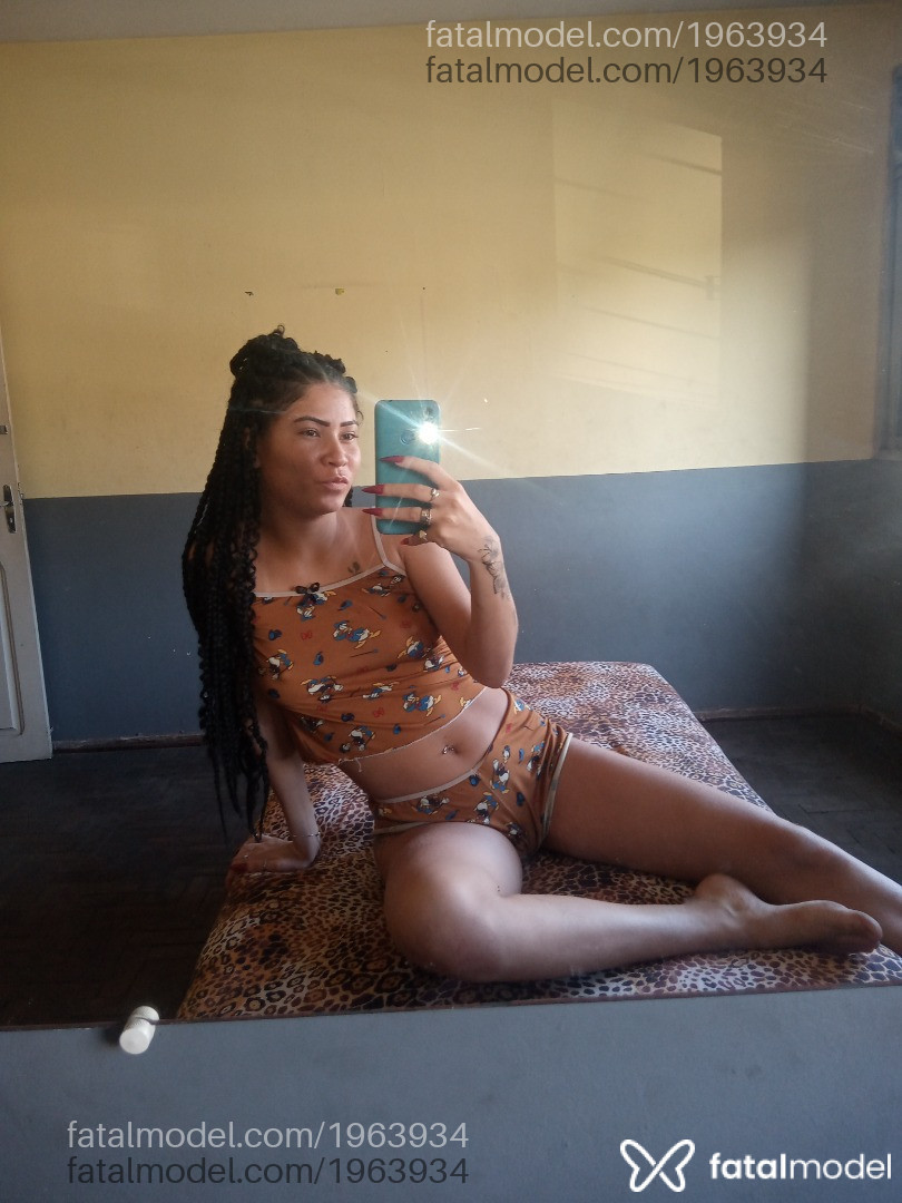 Acompanhante mulher morena (o) de olhos mel - Isabella Afrodite