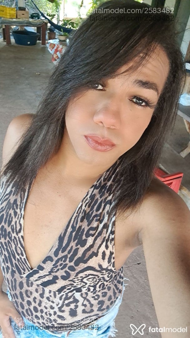 Acompanhante mulher trans morena (o) de olhos castanhos em Barra do Garças Acompanhante mulher trans morena (o) de olhos castanhos em Barra do Garças - Theffy