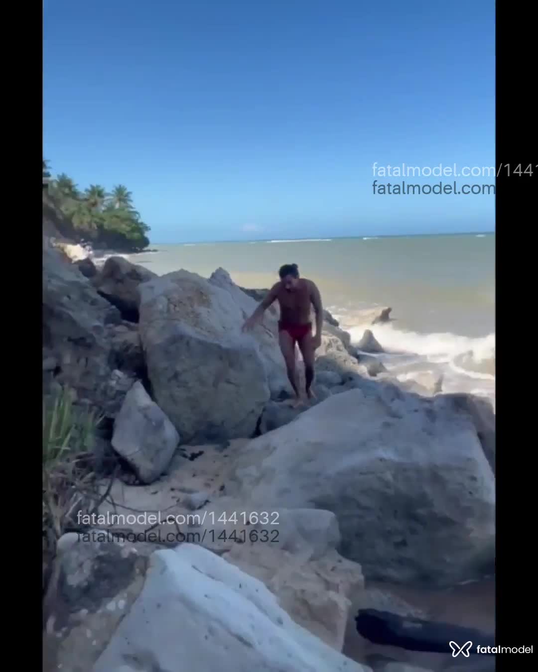 Acompanhante homem com cabelo castanho de olhos castanhos em Teresópolis Acompanhante homem com cabelo castanho de olhos castanhos em Teresópolis - Yuri Vidal