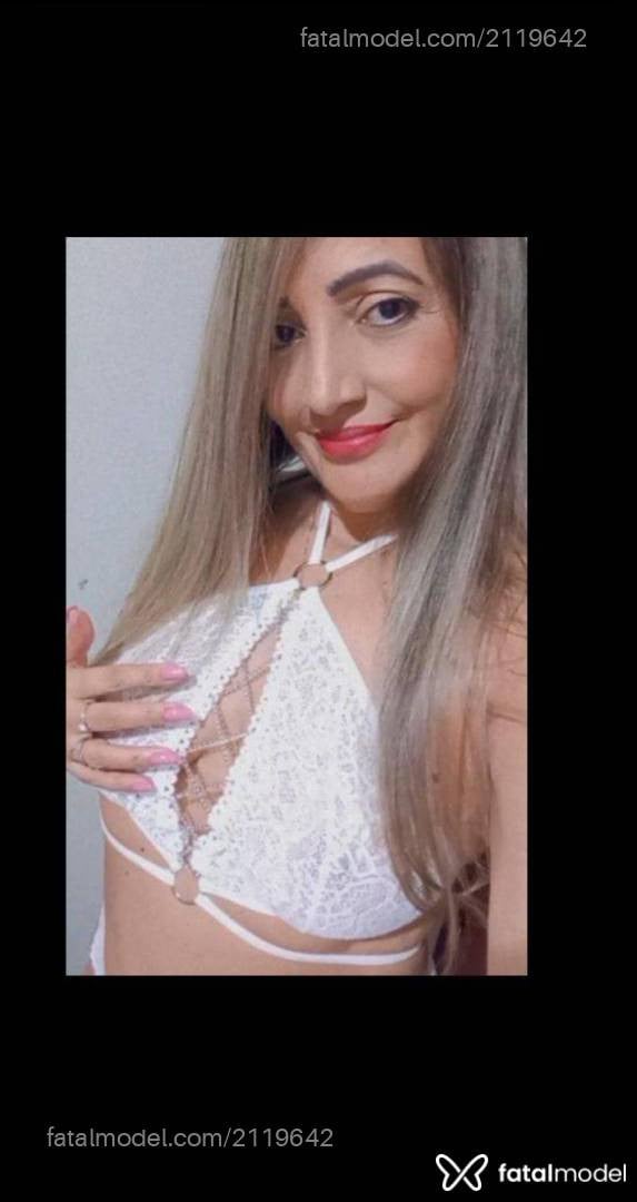 Acompanhante mulher loira (o) de olhos castanhos em Maringá - Karen Lacerda