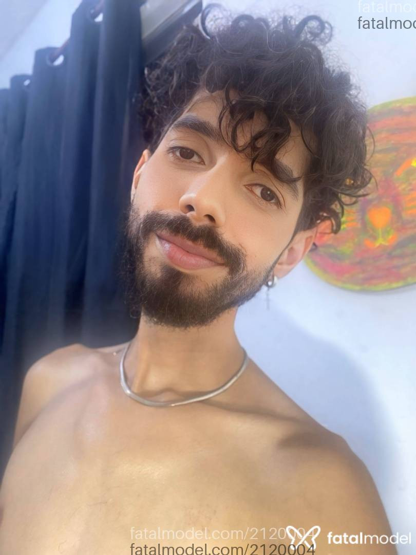Acompanhante homem com cabelo castanho de olhos castanhos - Magnus Venner Acompanhante homem com cabelo castanho de olhos castanhos - Magnus Venner