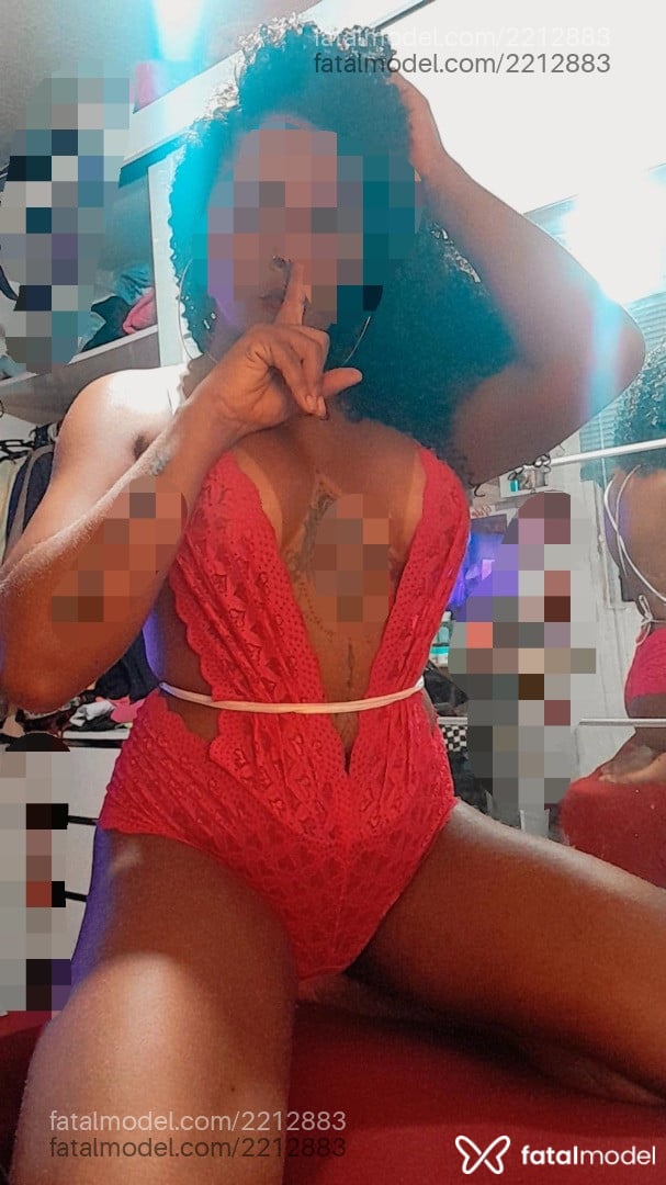 Acompanhante mulher trans morena (o) de olhos castanhos em Virtual - Alice Ferraz