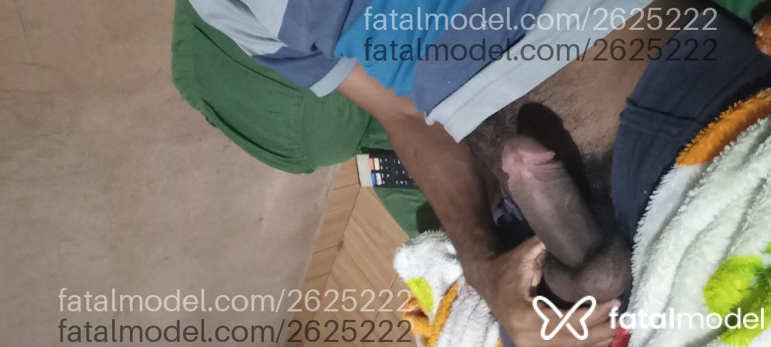 Acompanhante homem morena (o) de olhos pretos em Virtual - Dennys