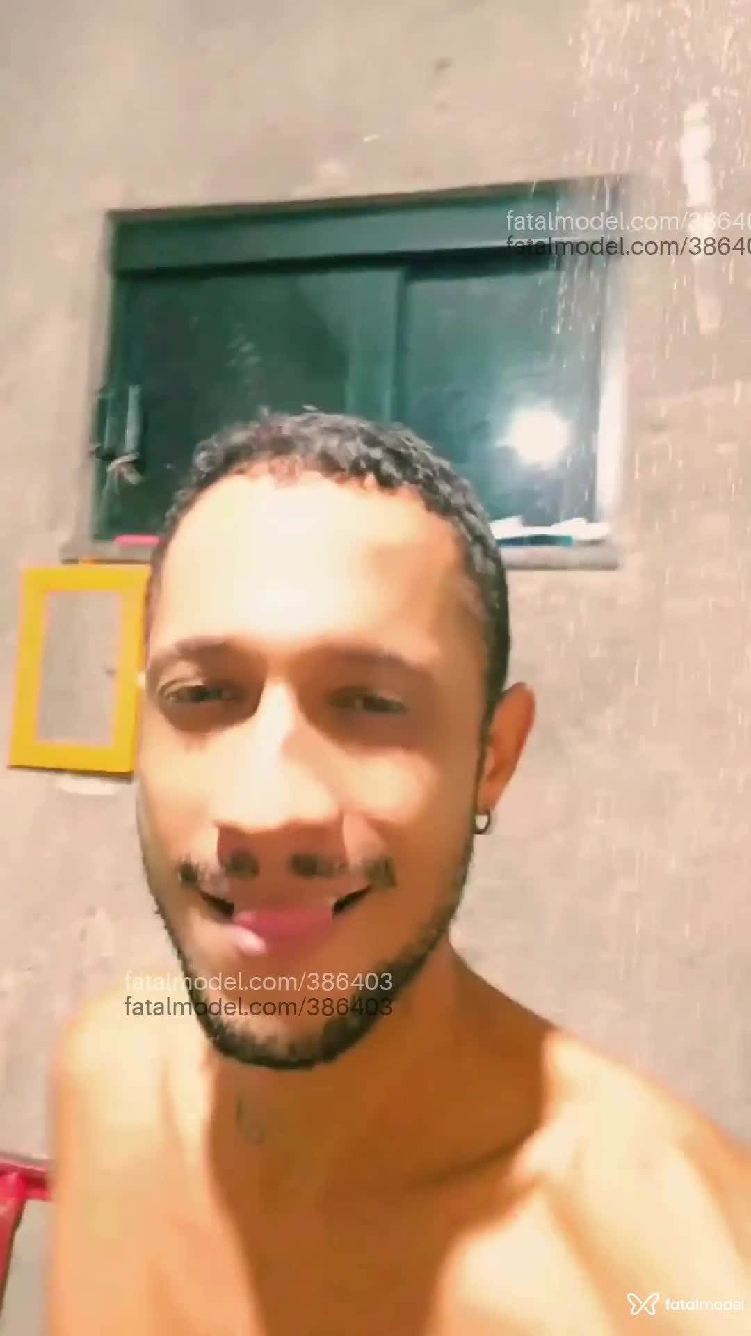 Acompanhante homem com cabelo castanho de olhos castanhos em Palmas - Reizin