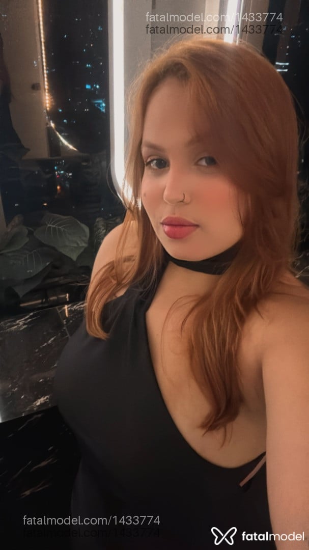Acompanhante mulher ruiva (o) de olhos cinza em Goiânia Acompanhante mulher ruiva (o) de olhos cinza em Goiânia - Jéssica