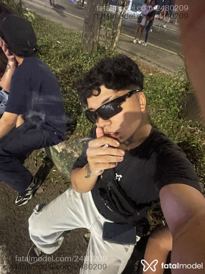 Acompanhante homem morena (o) de olhos castanhos em São Paulo Acompanhante homem morena (o) de olhos castanhos em São Paulo - Richard