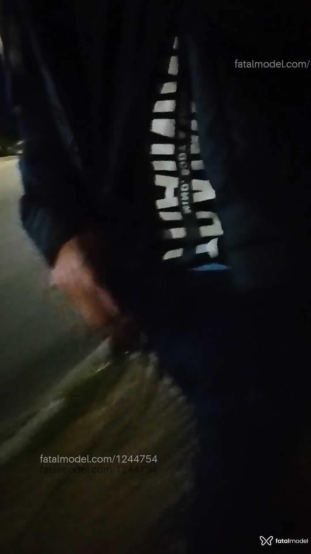 Acompanhante homem com cabelo castanho de olhos castanhos em Balneário Arroio do Silva Acompanhante homem com cabelo castanho de olhos castanhos em Balneário Arroio do Silva - Fael Stranger