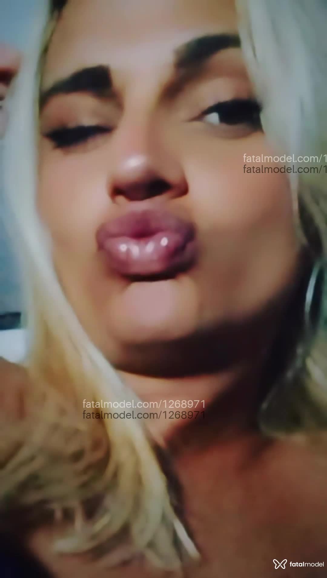 Acompanhante mulher trans loira (o) de olhos castanhos em São Gonçalo - Rebecca Lopez
