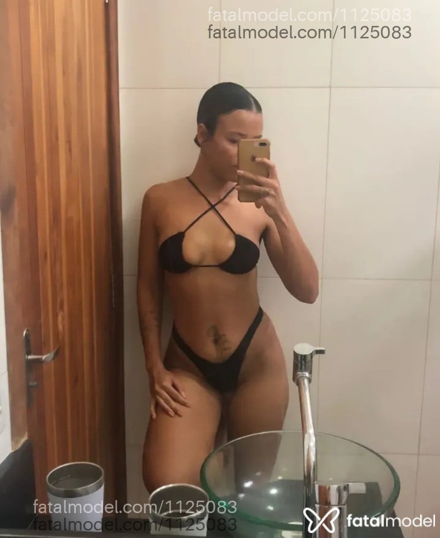 Acompanhante mulher loira (o) de olhos castanhos em Aripuanã Acompanhante mulher loira (o) de olhos castanhos em Aripuanã - Cristina
