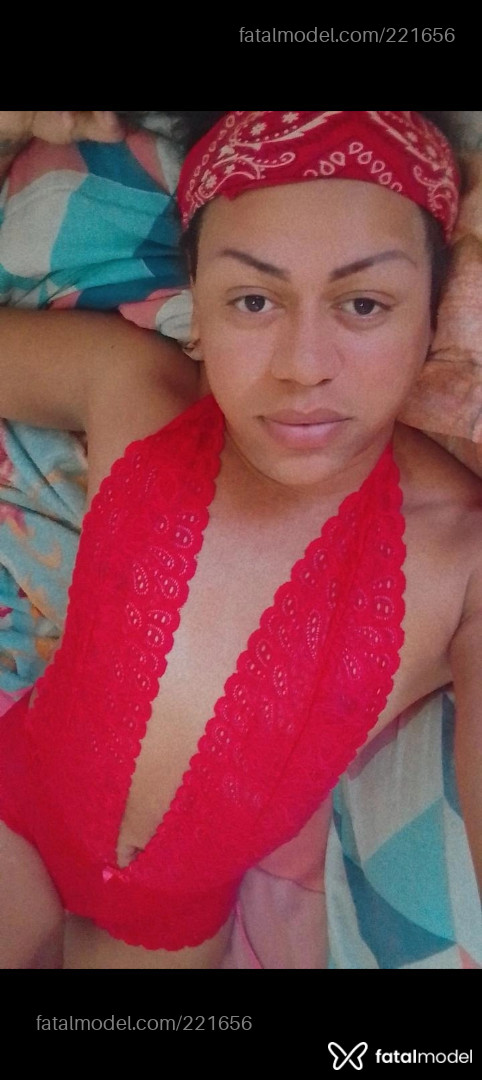 Acompanhante mulher trans com cabelo castanho de olhos castanhos em Araçatuba - Myrella Bellon