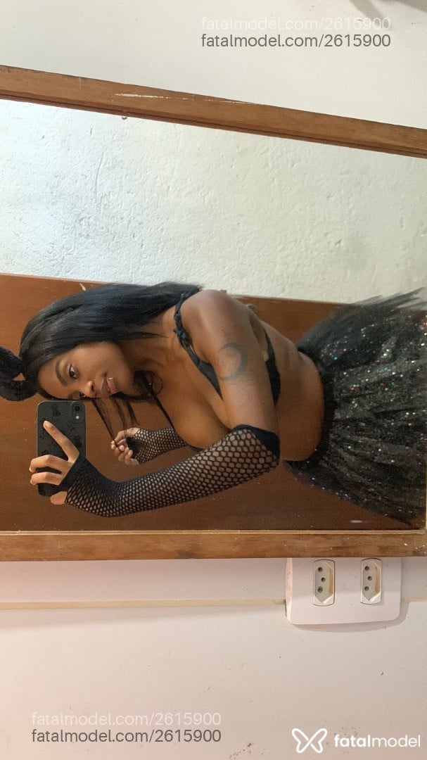 Acompanhante mulher morena (o) de olhos pretos em Rio de Janeiro - Ketlen