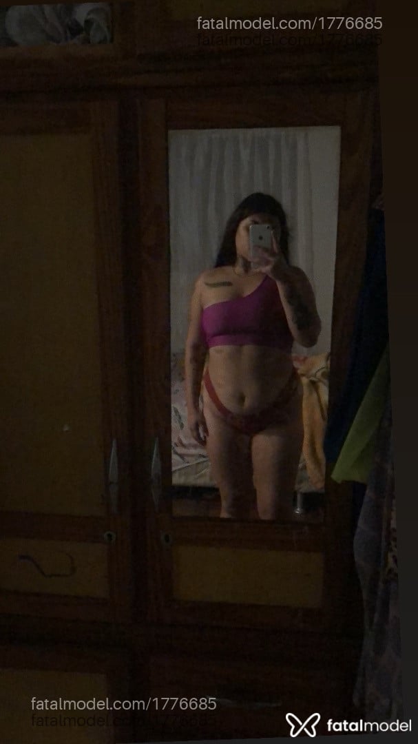 Acompanhante mulher morena (o) de olhos castanhos em Gaspar - Charlotty