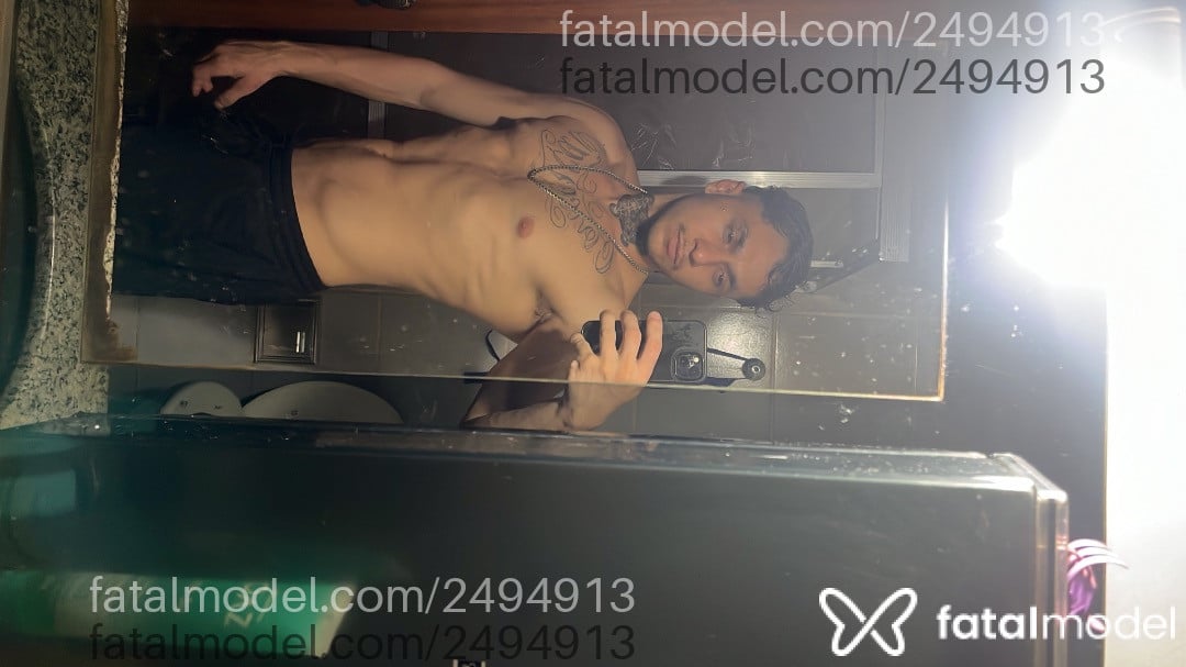 Acompanhante homem morena (o) de olhos castanhos em São Paulo Acompanhante homem morena (o) de olhos castanhos em São Paulo - Antonio