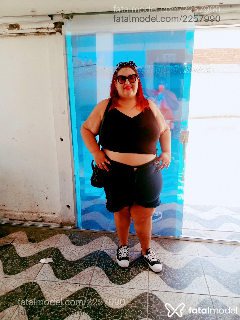 Acompanhante mulher ruiva (o) de olhos castanhos - Crismoranguinho Acompanhante mulher ruiva (o) de olhos castanhos - Crismoranguinho