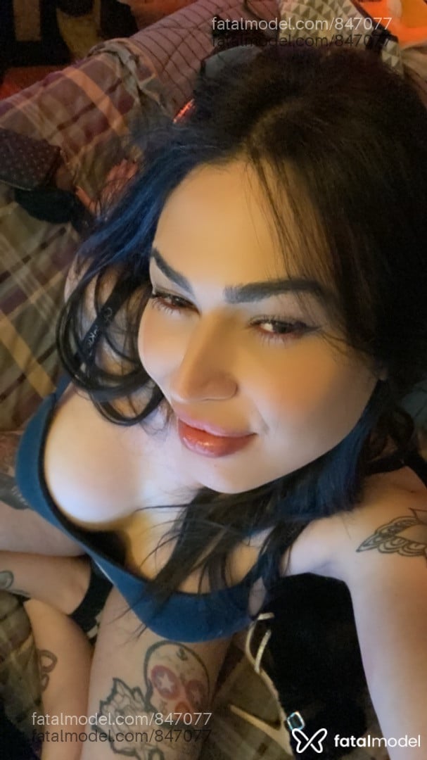 Acompanhante mulher trans morena (o) de olhos castanhos - Sofia Grant