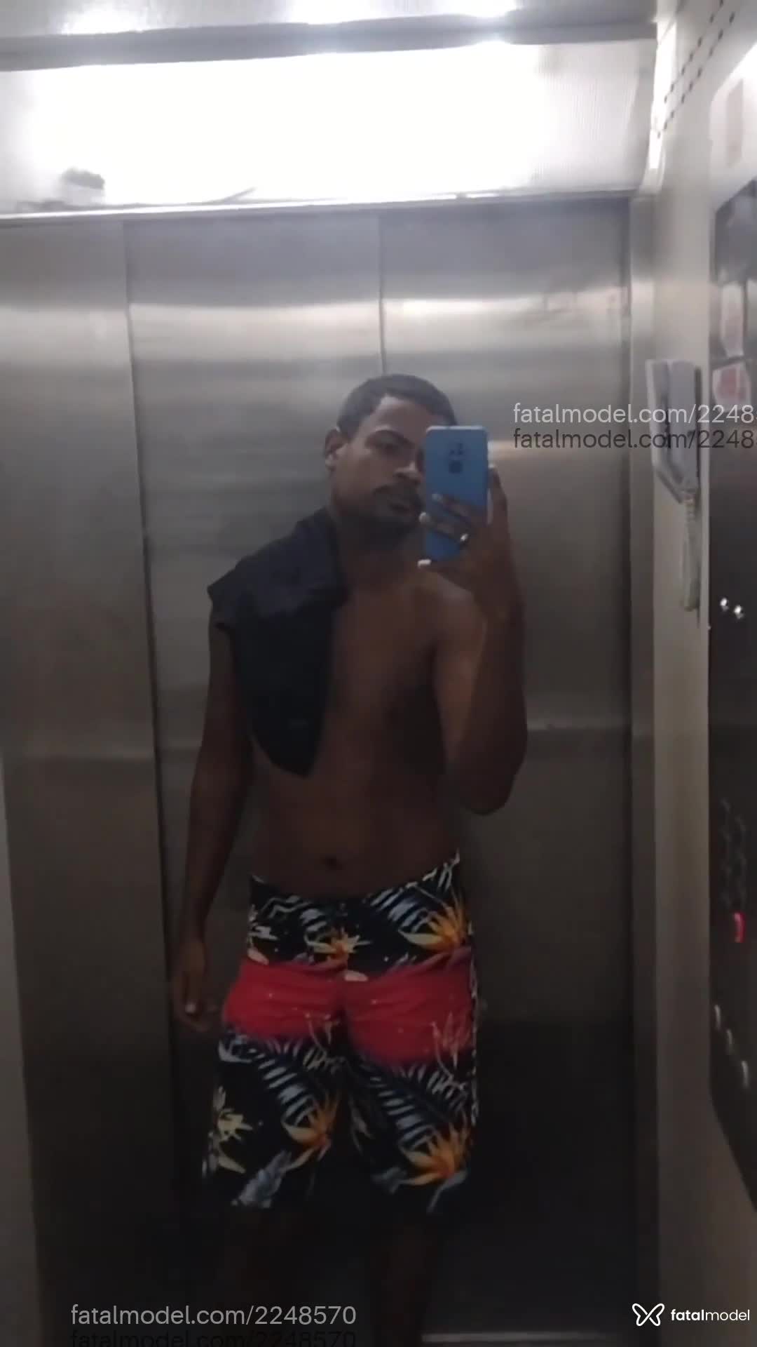 Acompanhante homem morena (o) de olhos pretos em Recife - Guilherme