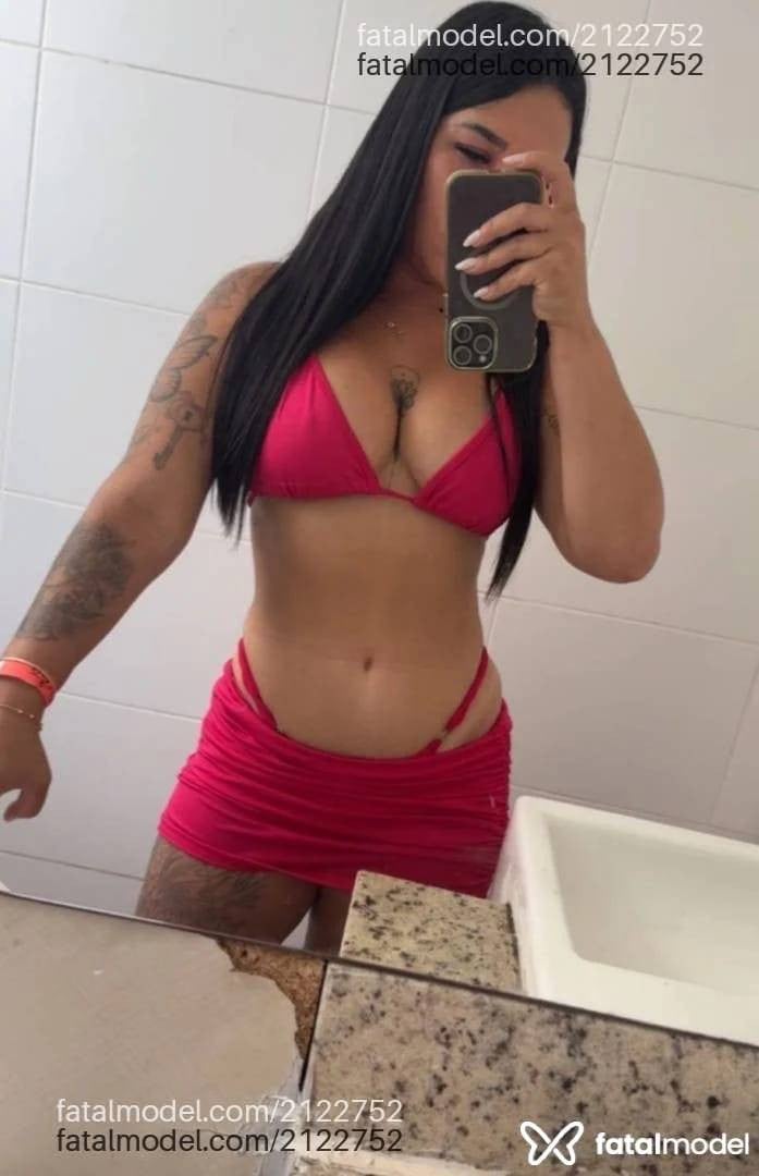 Acompanhante mulher morena (o) de olhos castanhos - Julia Beatriz
