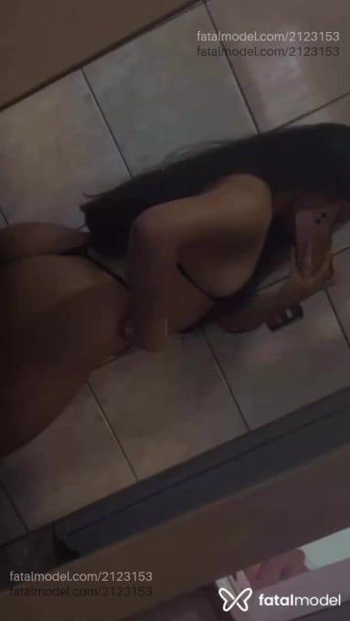 Acompanhante mulher com cabelo castanho de olhos castanhos em Belém - Eva