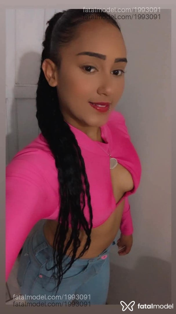 Acompanhante mulher morena (o) de olhos castanhos em Virtual - Aline Silva