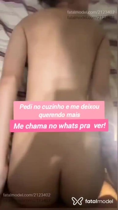 Acompanhante mulher com cabelo castanho de olhos castanhos em Virtual - Alice Lima