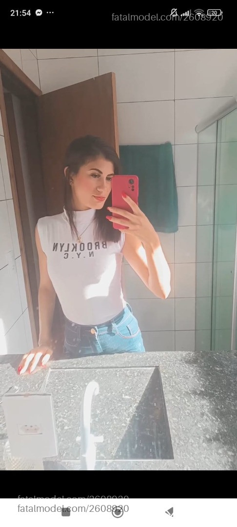 Acompanhante mulher morena (o) de olhos castanhos em Dourados - Melissa