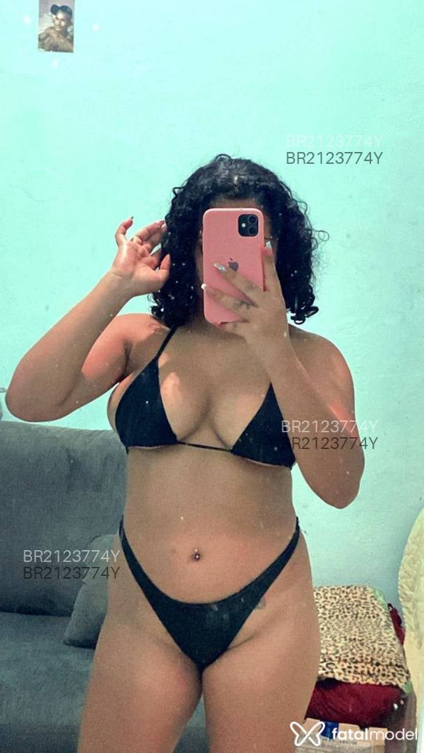 Acompanhante mulher morena (o) de olhos castanhos em Virtual - Luiza