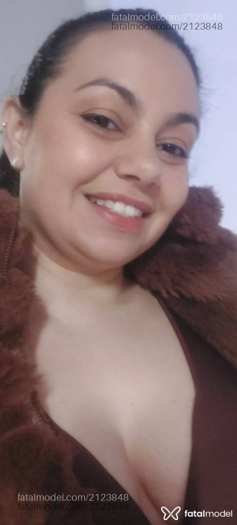 Acompanhante mulher morena (o) de olhos castanhos - Ousadasolteira