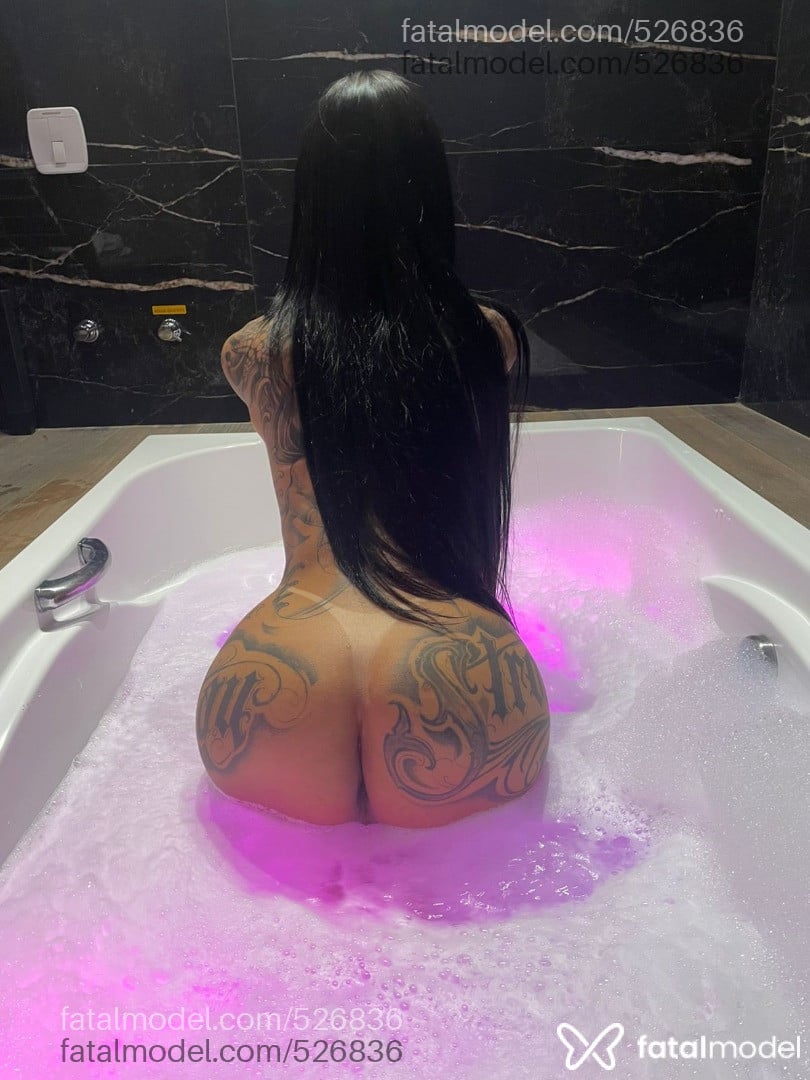 Acompanhante travesti morena (o) de olhos castanhos em Maceió - Larissa Manoela