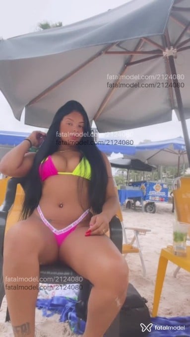 Acompanhante mulher morena (o) de olhos castanhos em Bento Gonçalves - Maria Eduarda