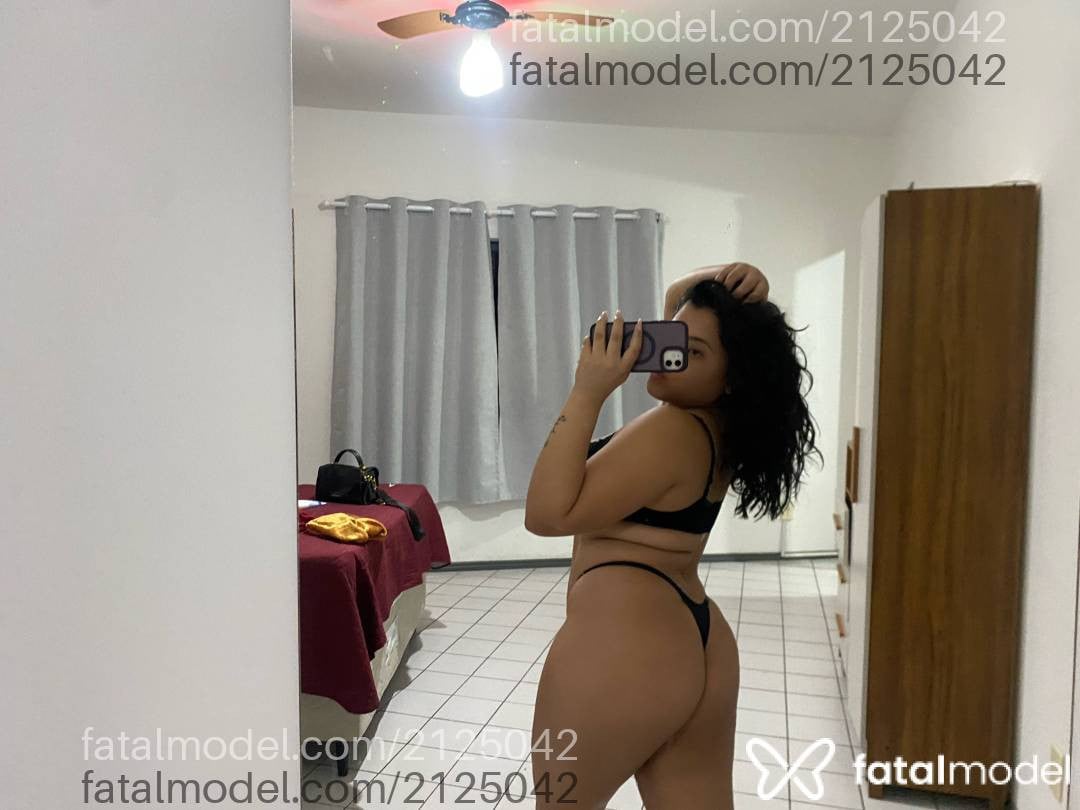Acompanhante mulher morena (o) de olhos castanhos - Jappa