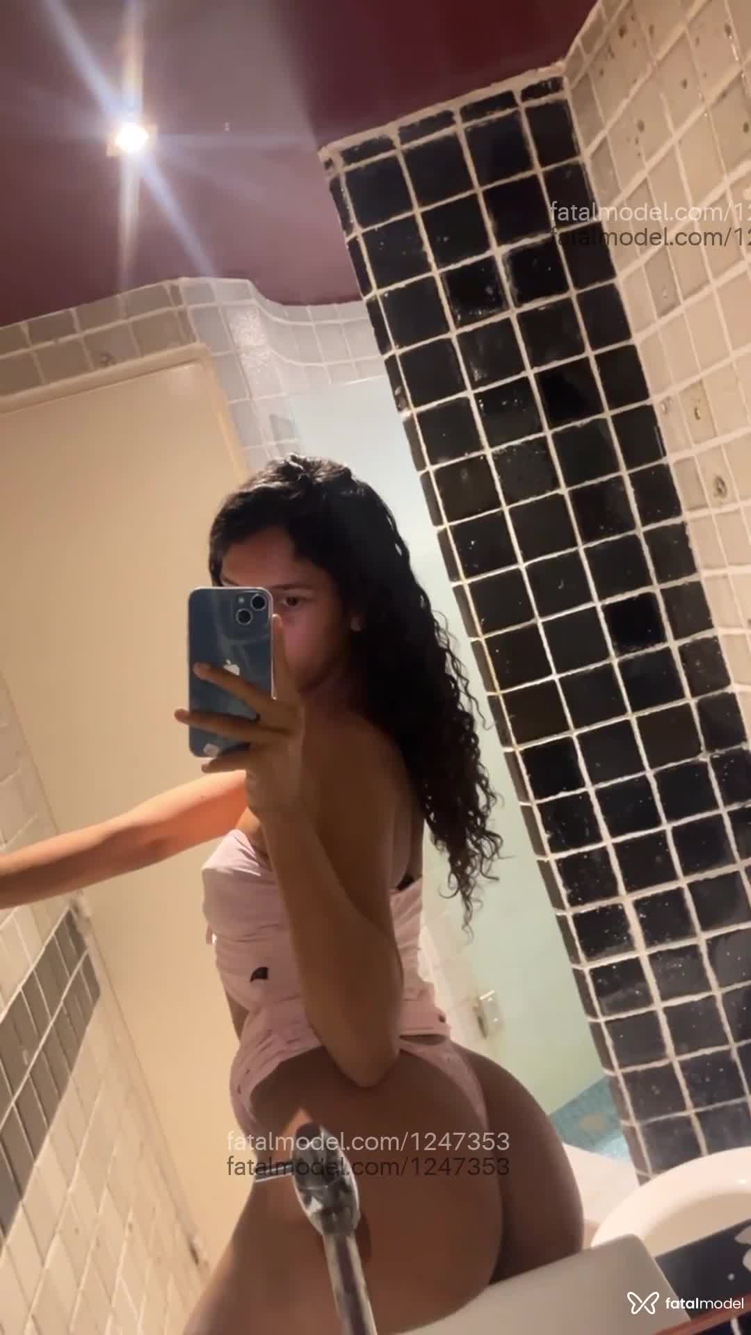 Acompanhante mulher trans morena (o) de olhos pretos em Recife - Debora Cardoso