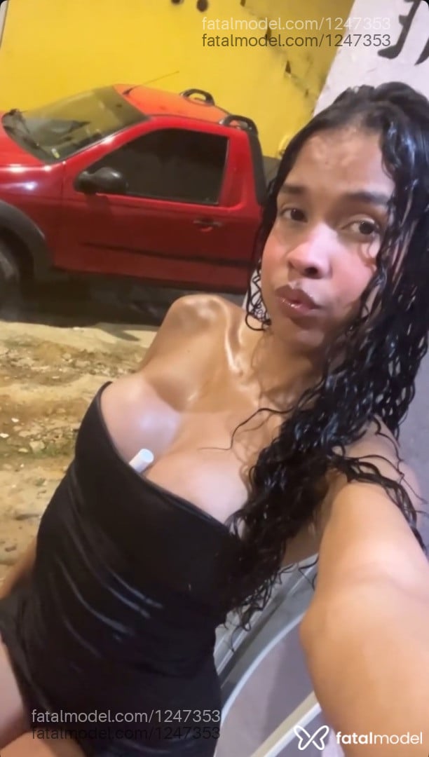Acompanhante mulher trans morena (o) de olhos pretos em Recife - Debora Cardoso