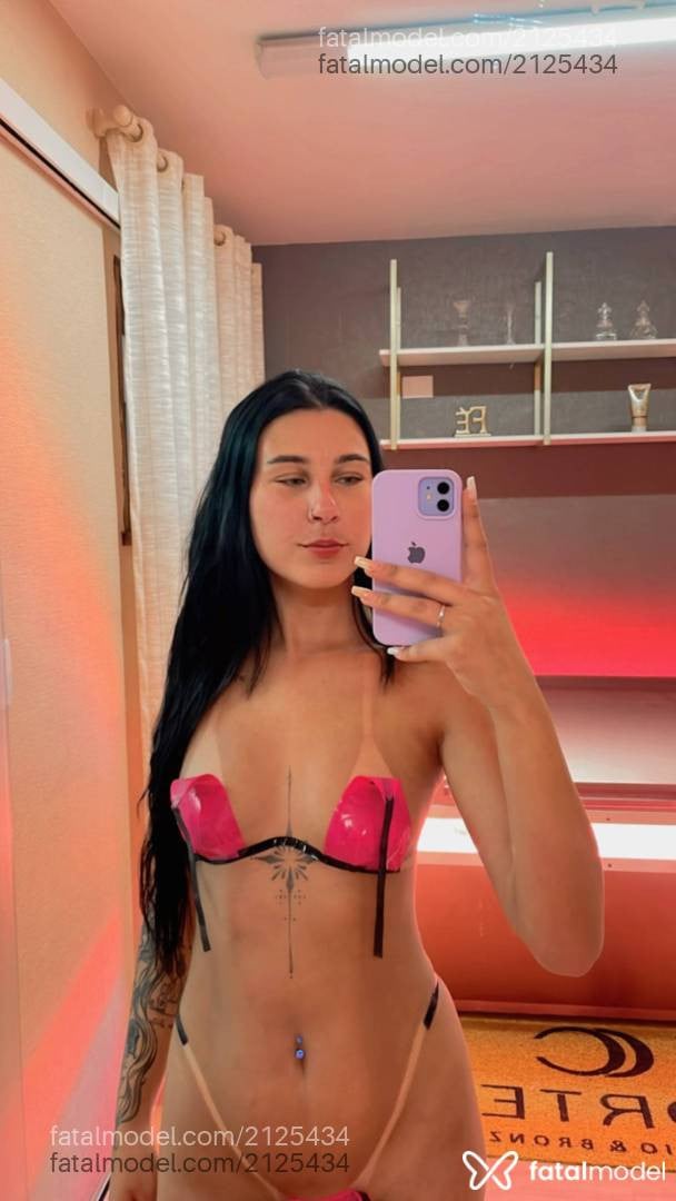 Acompanhante mulher morena (o) de olhos azuis em Colombo Acompanhante mulher morena (o) de olhos azuis em Colombo - Paula