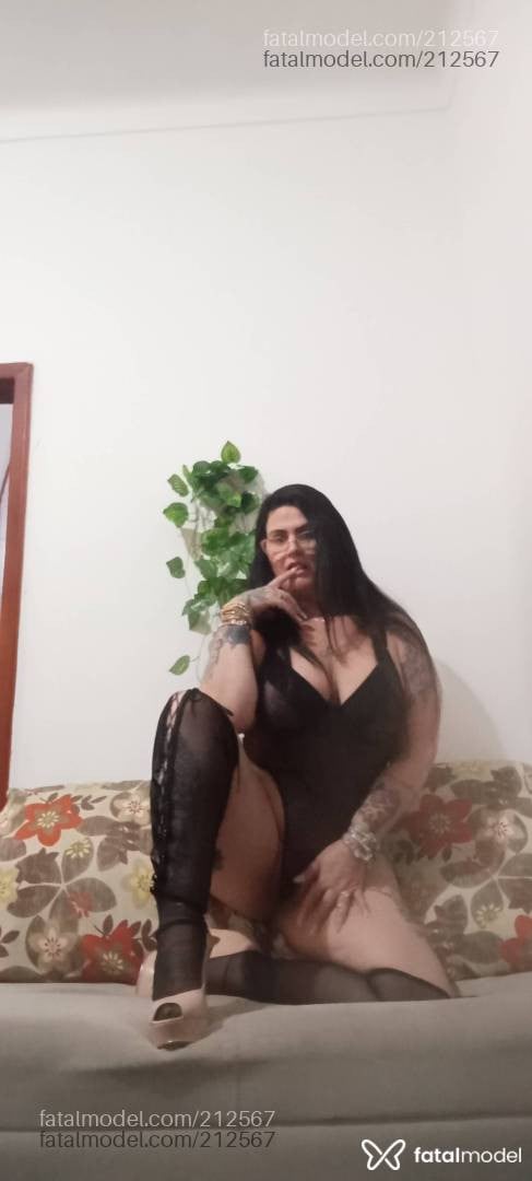 Acompanhante mulher morena (o) de olhos castanhos - Bruna Ferraz