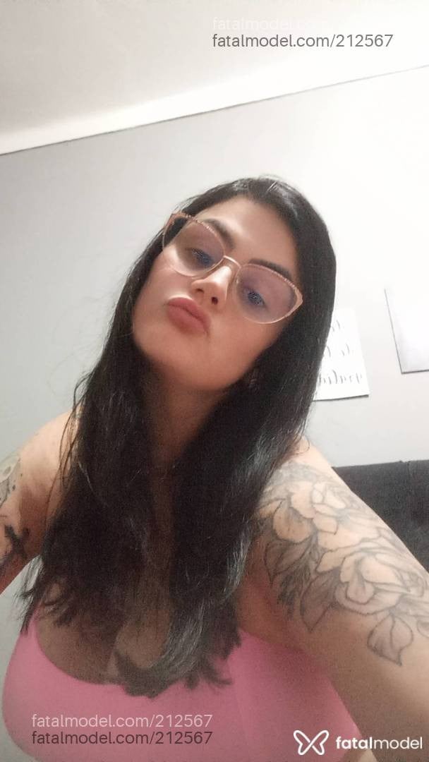Acompanhante mulher morena (o) de olhos castanhos - Bruna Ferraz