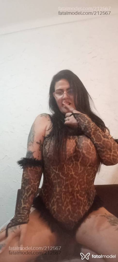 Acompanhante mulher morena (o) de olhos castanhos - Bruna Ferraz