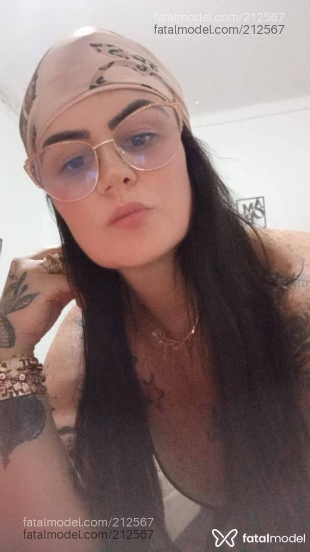 Acompanhante mulher morena (o) de olhos castanhos - Bruna Ferraz