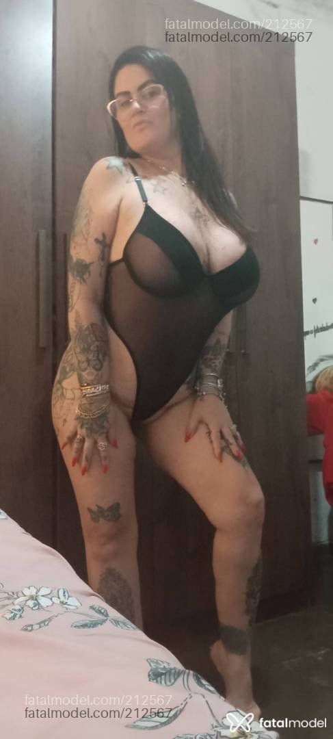 Acompanhante mulher morena (o) de olhos castanhos - Larissa Bitencourt