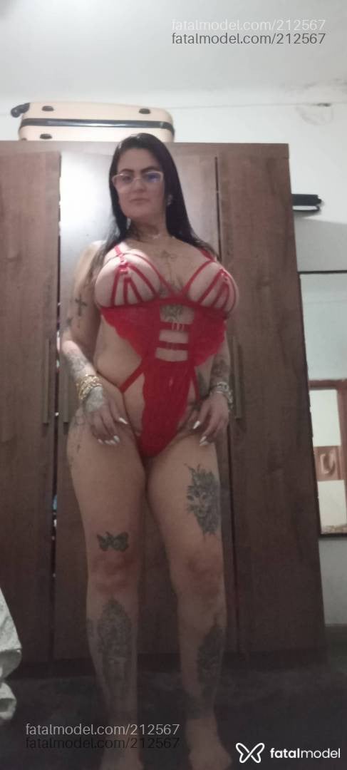 Acompanhante mulher morena (o) de olhos castanhos - Larissa Bitencourt