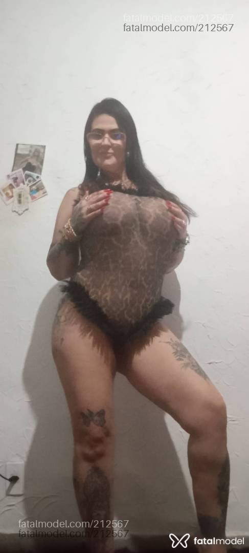 Acompanhante mulher morena (o) de olhos castanhos - Larissa Bitencourt