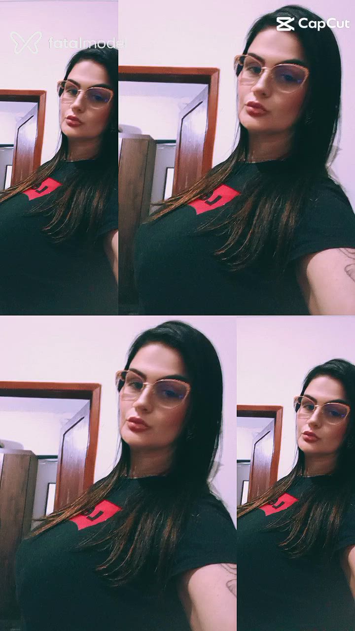 Acompanhante mulher morena (o) de olhos castanhos - Bruna Ferraz Acompanhante mulher morena (o) de olhos castanhos - Bruna Ferraz