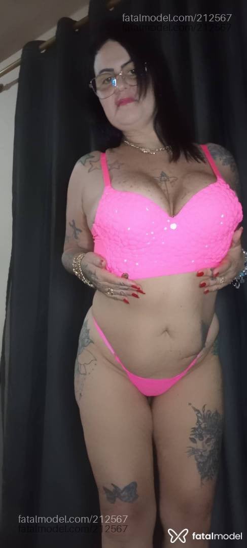 Acompanhante mulher morena (o) de olhos castanhos em Virtual - Larissa Bitencourt