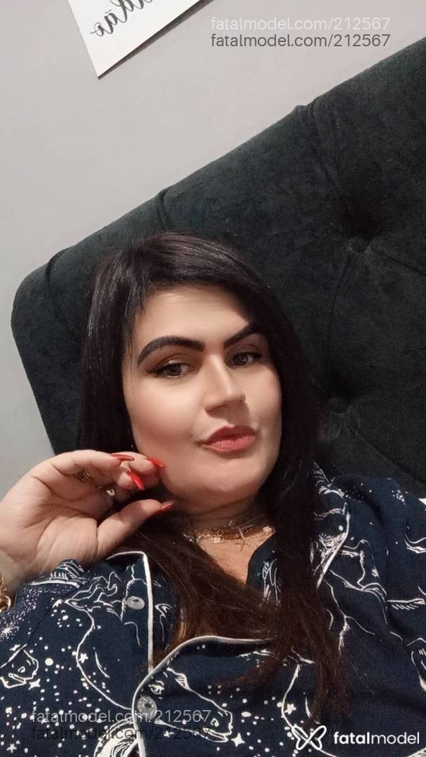 Acompanhante mulher morena (o) de olhos castanhos - Larissa Bitencourt