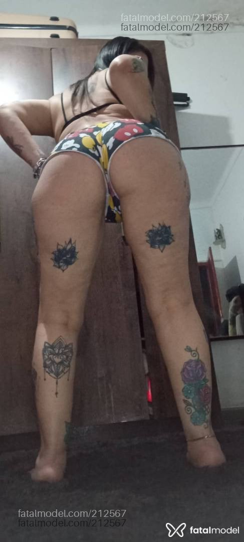 Acompanhante mulher morena (o) de olhos castanhos - Larissa Bitencourt