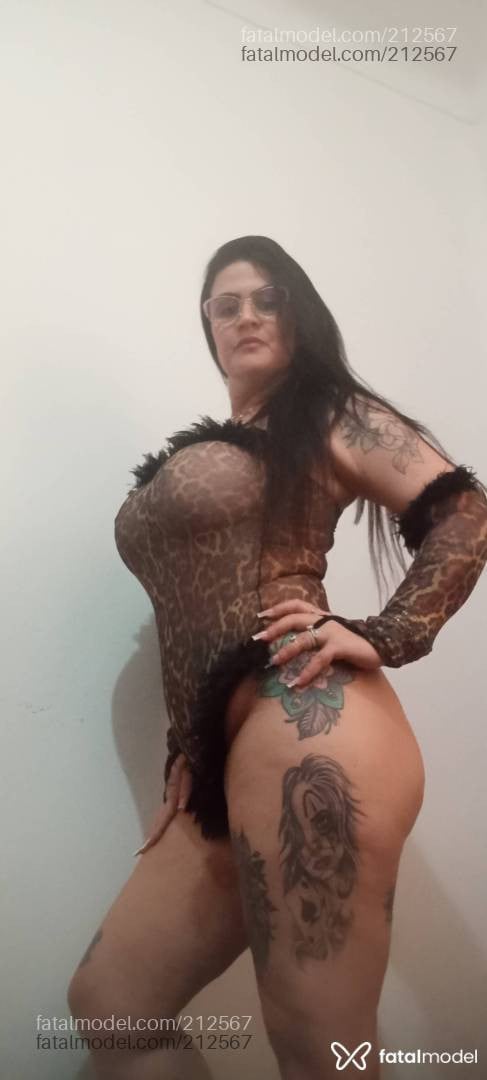 Acompanhante mulher morena (o) de olhos castanhos - Bruna Ferraz