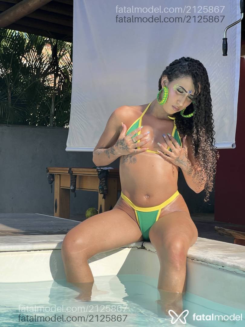 Acompanhante mulher com cabelo castanho de olhos castanhos - Katrina Moncher